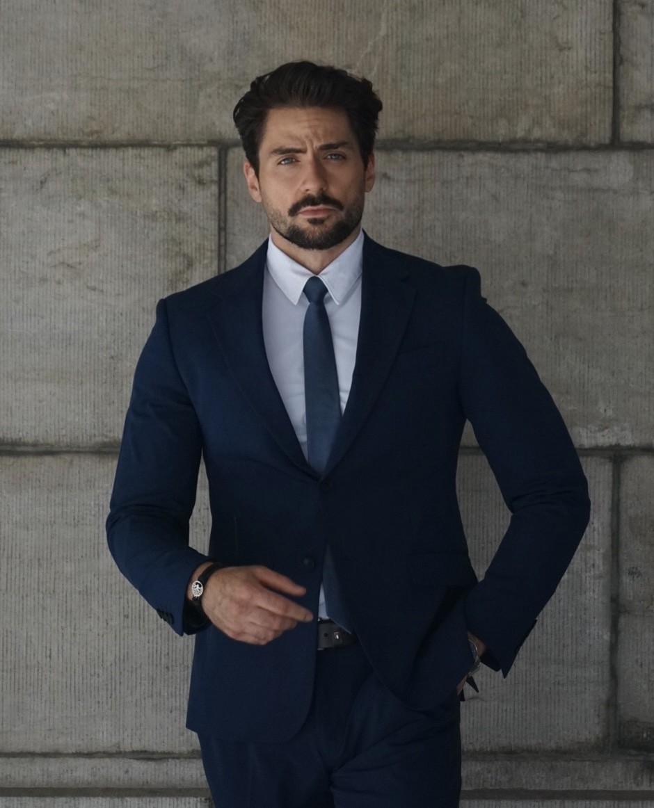Alexander Reyniers — Sales Manager B2B